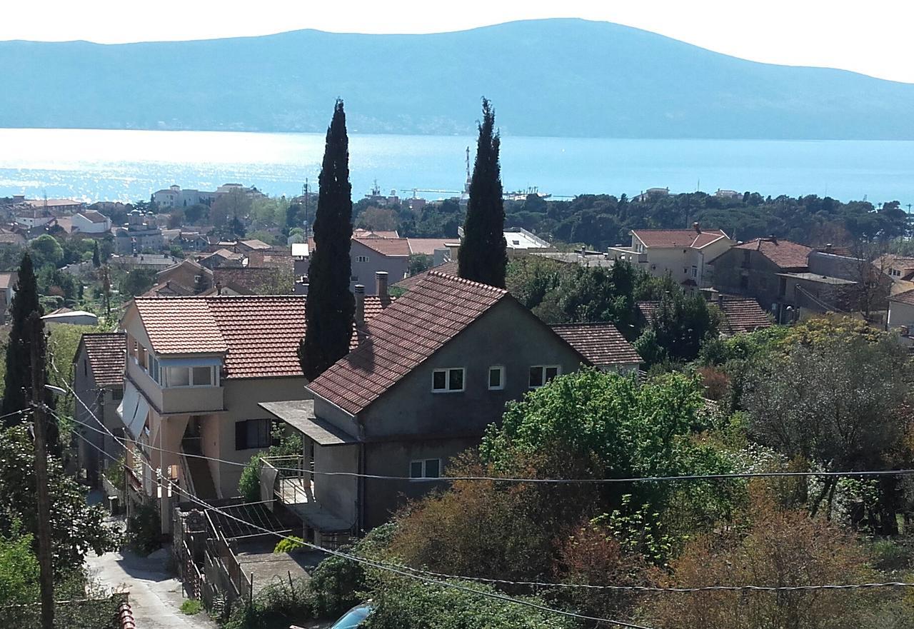 Apartment Dubrava Tivat Exterior photo